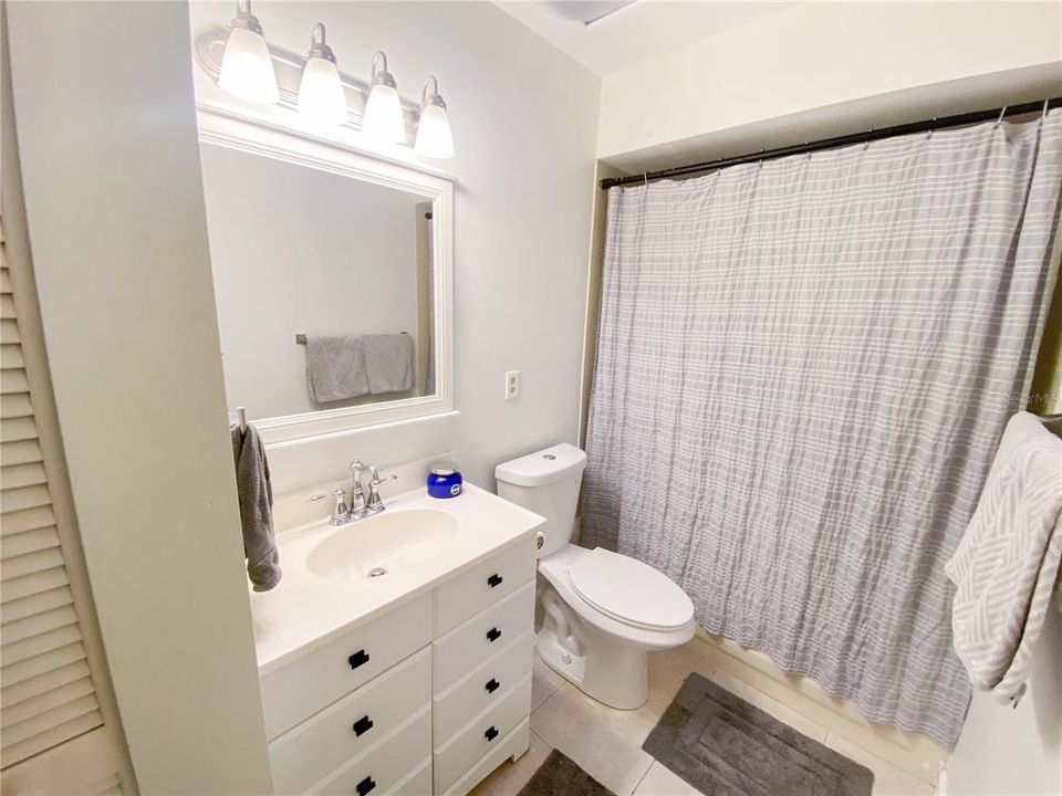 For Sale: $372,500 (2 beds, 2 baths, 1495 Square Feet)