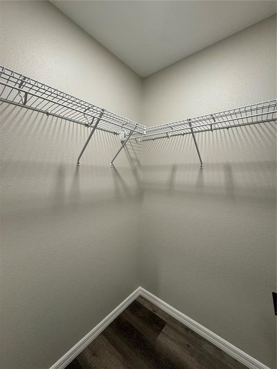 En Venta: $273,000 (3 camas, 2 baños, 1377 Pies cuadrados)