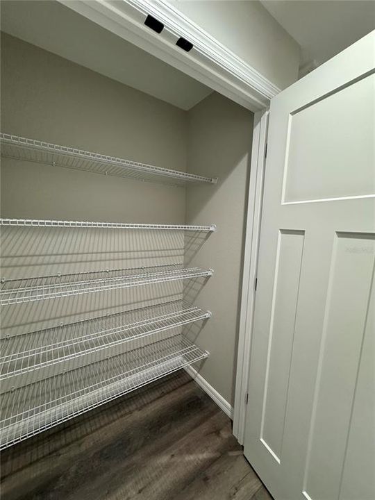 En Venta: $273,000 (3 camas, 2 baños, 1377 Pies cuadrados)