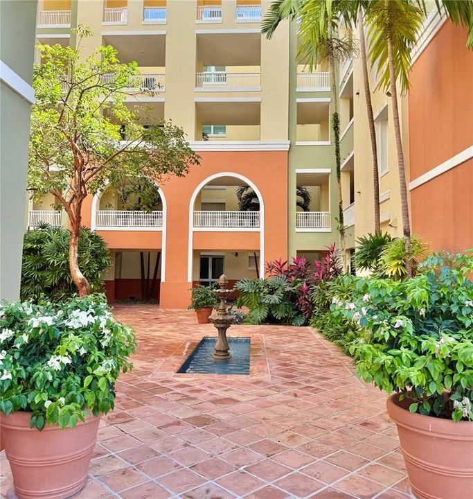 For Sale: $850,000 (2 beds, 2 baths, 1700 Square Feet)