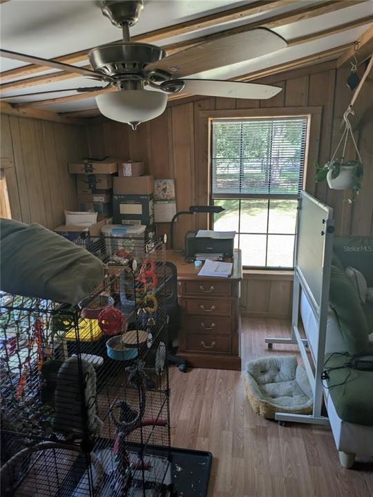 На продажу: $164,995 (2 спален, 1 ванн, 1200 Квадратных фут)