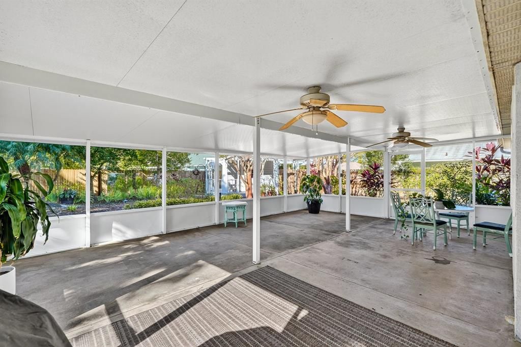 For Sale: $295,000 (3 beds, 2 baths, 1262 Square Feet)