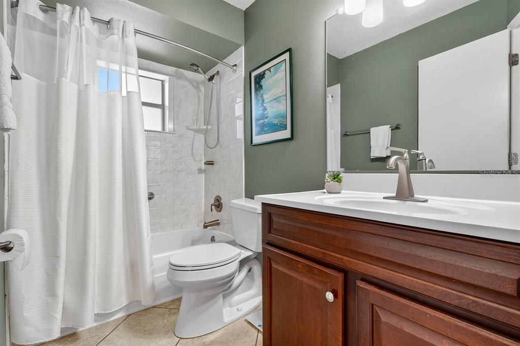 For Sale: $295,000 (3 beds, 2 baths, 1262 Square Feet)