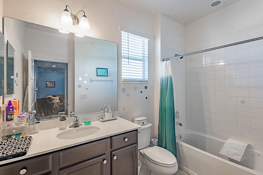 Active With Contract: $355,000 (4 beds, 3 baths, 2476 Square Feet)