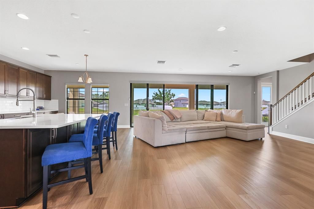 For Sale: $774,500 (5 beds, 4 baths, 3601 Square Feet)