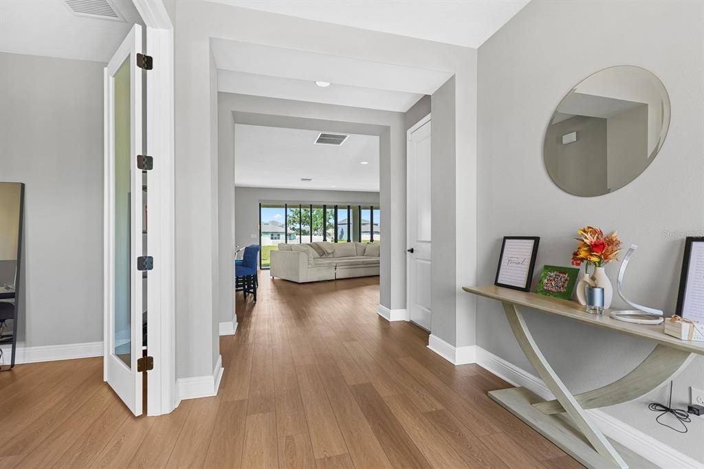 For Sale: $774,500 (5 beds, 4 baths, 3601 Square Feet)