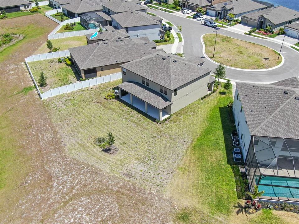 For Sale: $774,500 (5 beds, 4 baths, 3601 Square Feet)