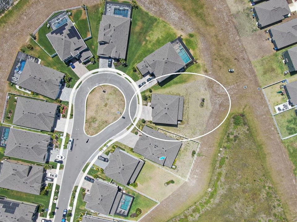 For Sale: $774,500 (5 beds, 4 baths, 3601 Square Feet)