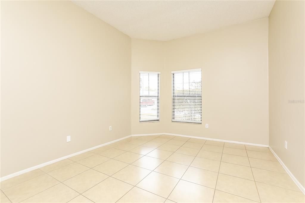 В аренду: $2,325 (3 спален, 2 ванн, 1634 Квадратных фут)