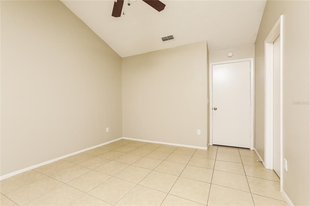 В аренду: $2,325 (3 спален, 2 ванн, 1634 Квадратных фут)