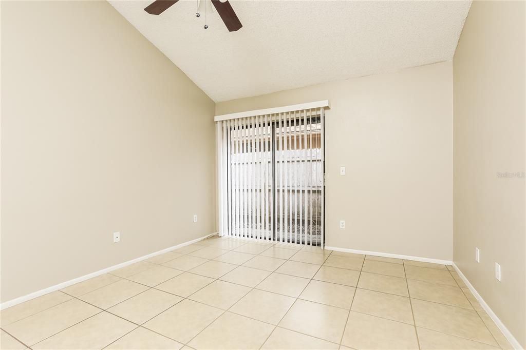 В аренду: $2,325 (3 спален, 2 ванн, 1634 Квадратных фут)