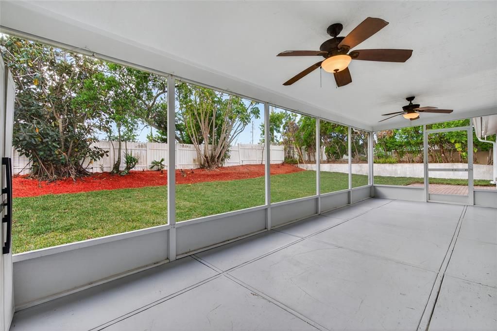 На продажу: $424,900 (4 спален, 2 ванн, 1679 Квадратных фут)