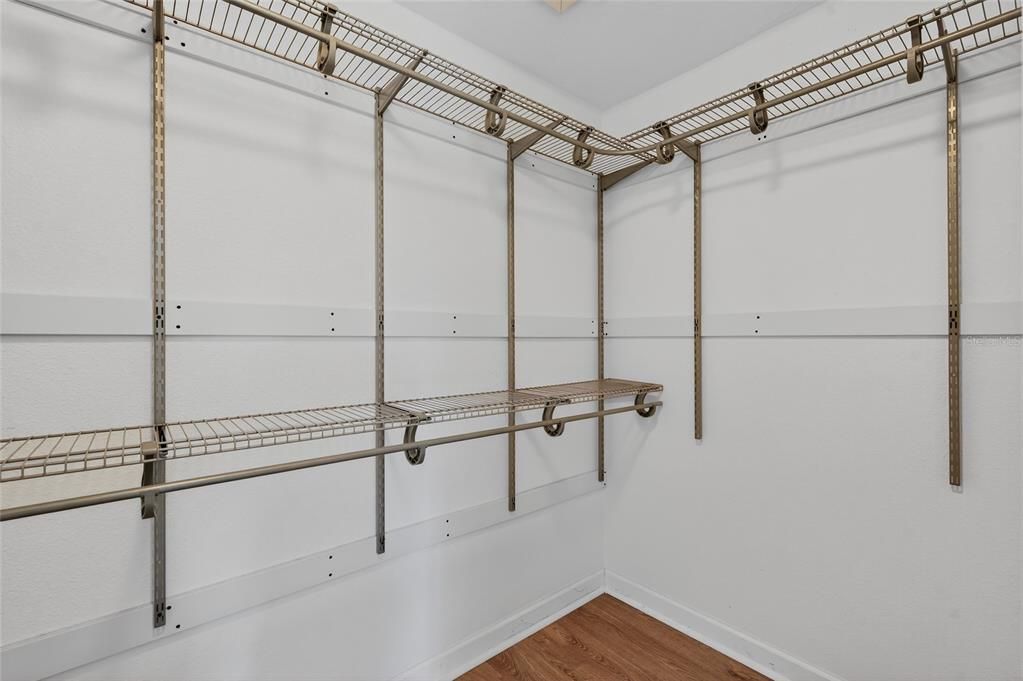 На продажу: $424,900 (4 спален, 2 ванн, 1679 Квадратных фут)