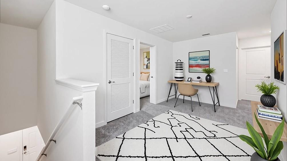 En Venta: $333,070 (5 camas, 3 baños, 2447 Pies cuadrados)