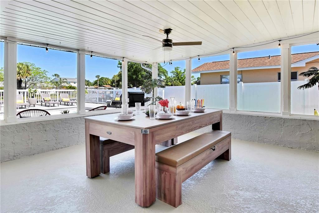 For Sale: $899,000 (5 beds, 3 baths, 2071 Square Feet)