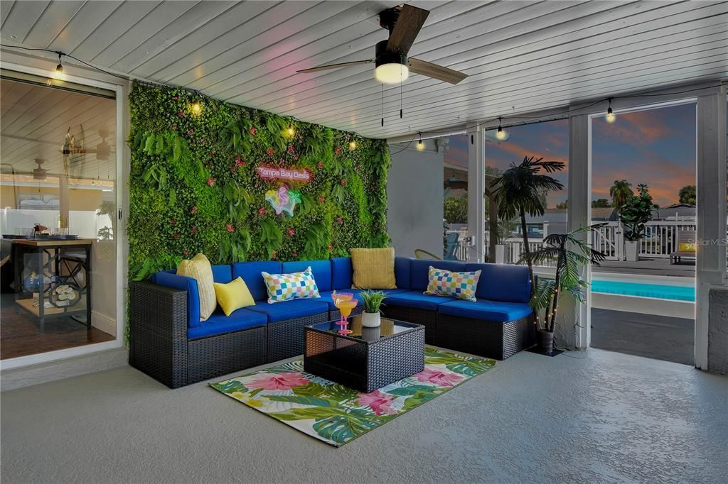 For Sale: $899,000 (5 beds, 3 baths, 2071 Square Feet)