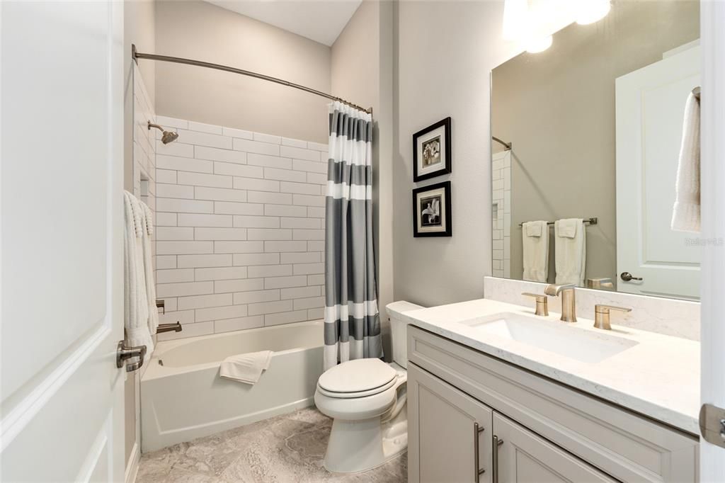 待售: $699,600 (3 贝兹, 3 浴室, 2522 平方英尺)