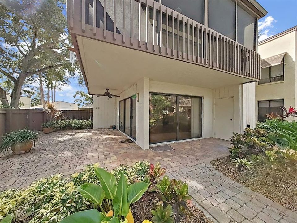 На продажу: $275,000 (2 спален, 2 ванн, 1460 Квадратных фут)