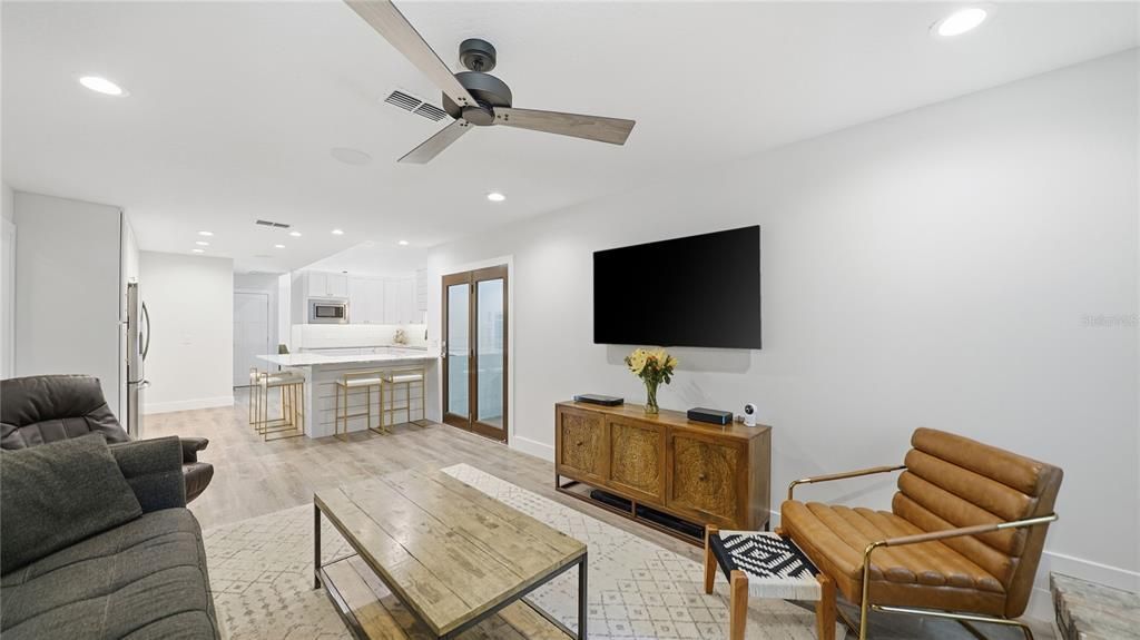 Active With Contract: $924,990 (3 beds, 2 baths, 2309 Square Feet)