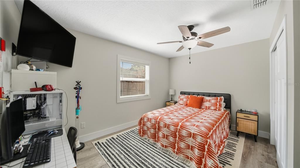 Active With Contract: $924,990 (3 beds, 2 baths, 2309 Square Feet)