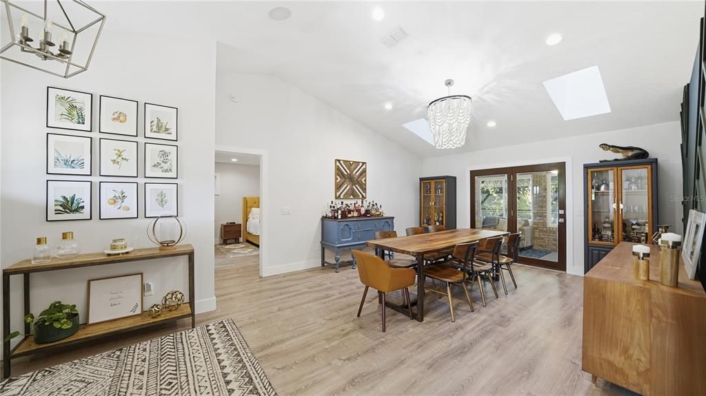 Active With Contract: $924,990 (3 beds, 2 baths, 2309 Square Feet)