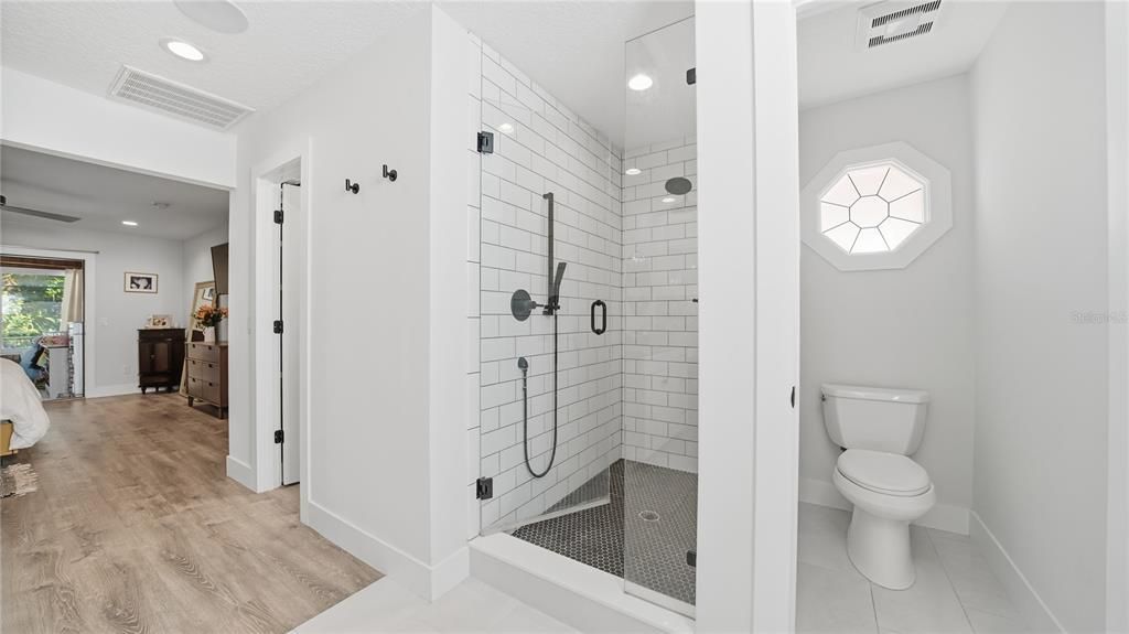 Active With Contract: $924,990 (3 beds, 2 baths, 2309 Square Feet)