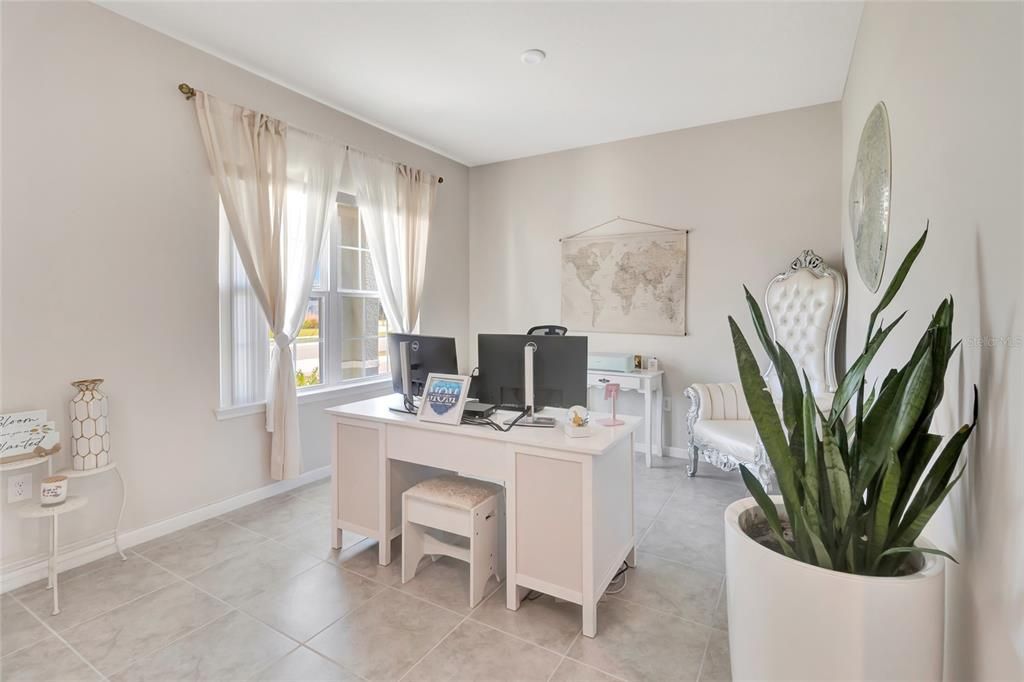 待售: $425,000 (4 贝兹, 3 浴室, 2752 平方英尺)