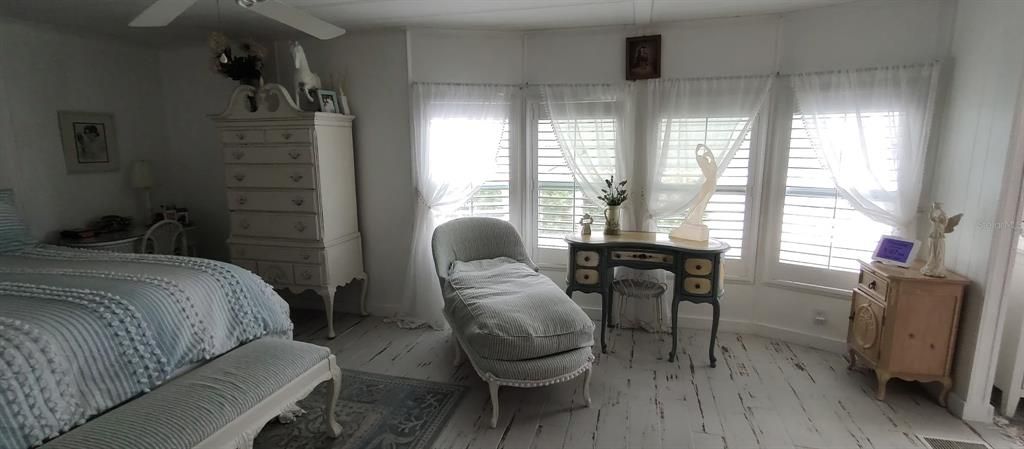 En Venta: $270,000 (2 camas, 2 baños, 1248 Pies cuadrados)