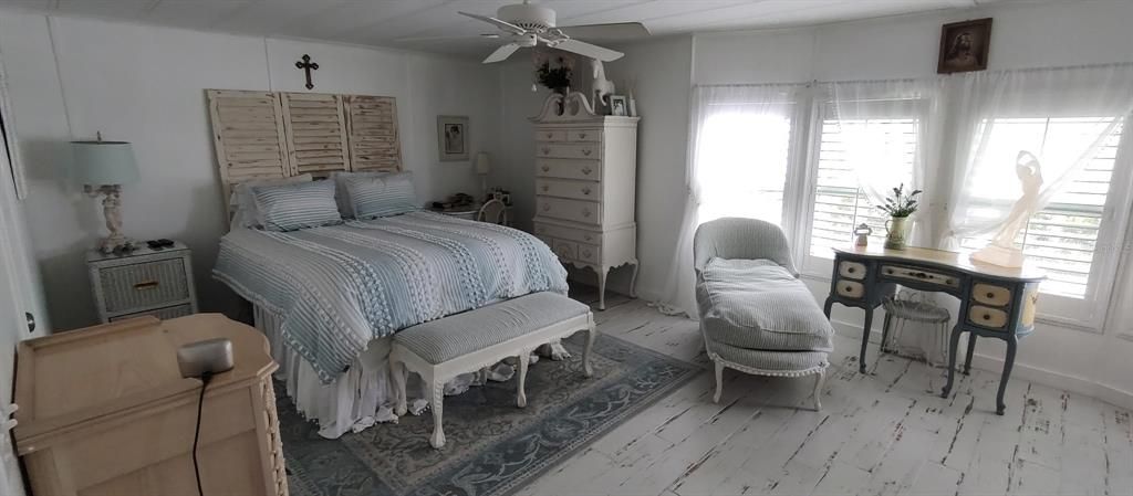 En Venta: $270,000 (2 camas, 2 baños, 1248 Pies cuadrados)