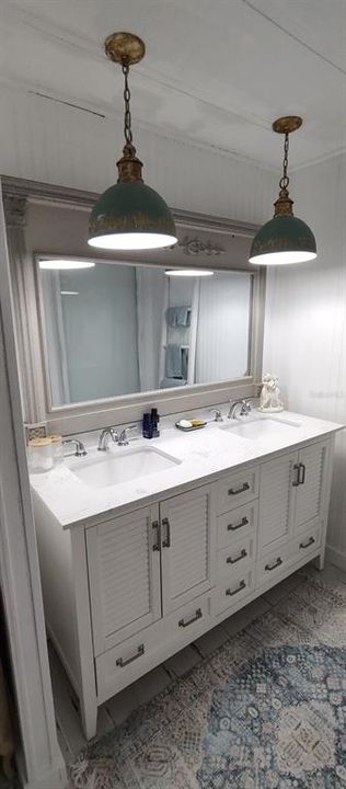 En Venta: $270,000 (2 camas, 2 baños, 1248 Pies cuadrados)