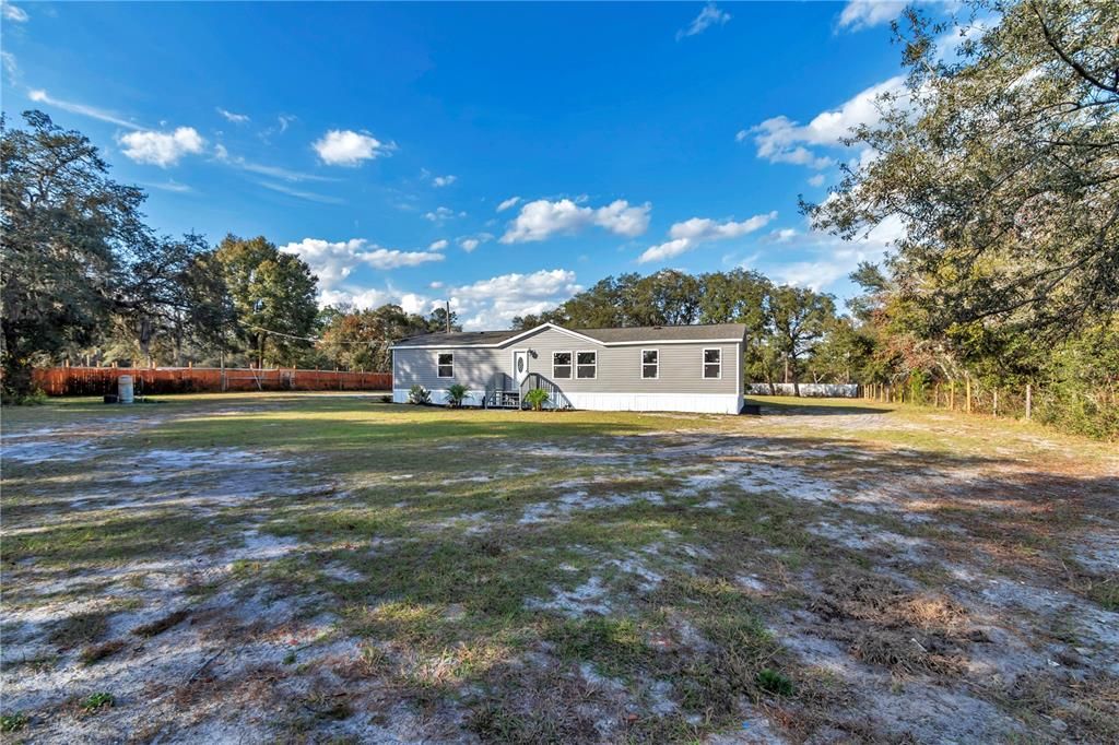 For Sale: $269,900 (3 beds, 2 baths, 1826 Square Feet)