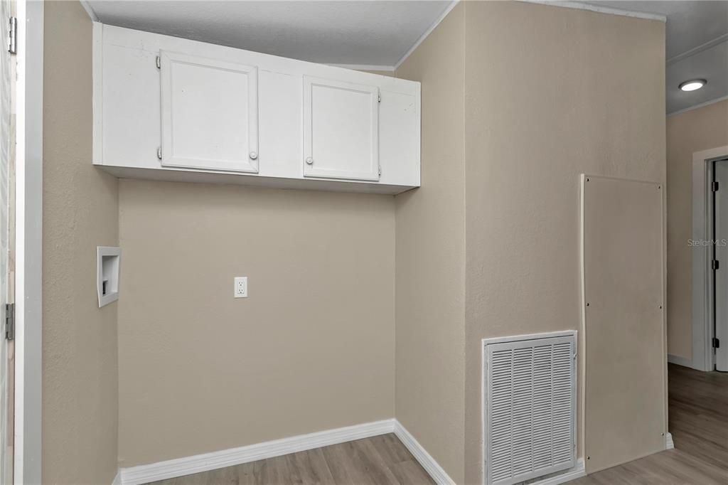 For Sale: $269,900 (3 beds, 2 baths, 1826 Square Feet)