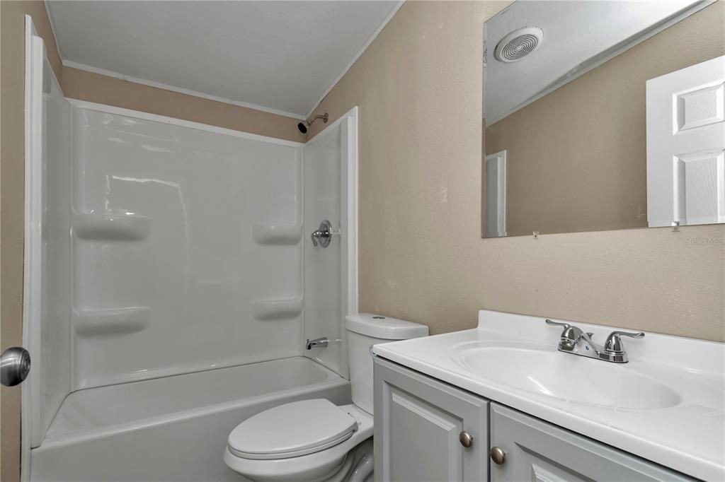 For Sale: $269,900 (3 beds, 2 baths, 1826 Square Feet)