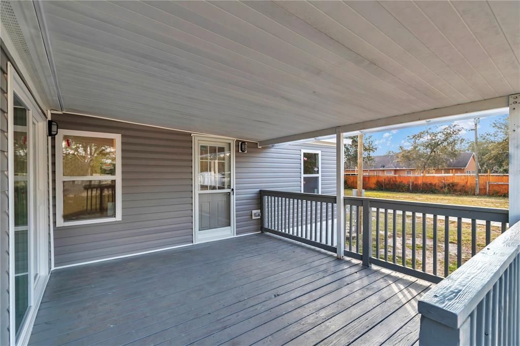 For Sale: $269,900 (3 beds, 2 baths, 1826 Square Feet)