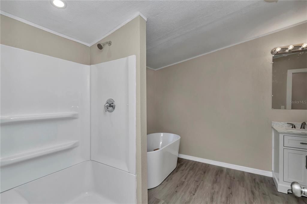 For Sale: $269,900 (3 beds, 2 baths, 1826 Square Feet)