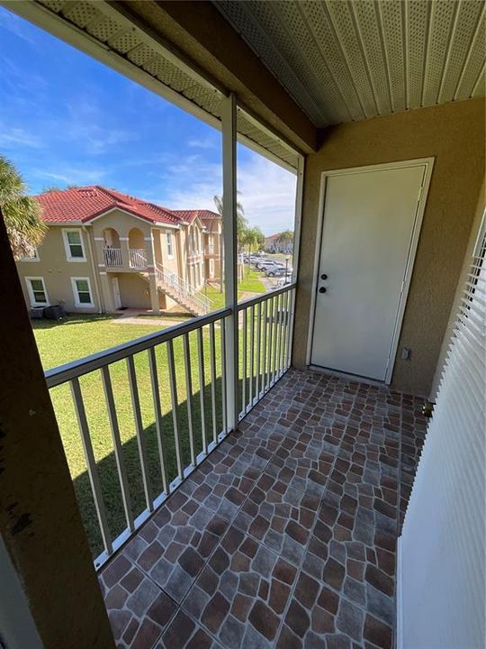 For Rent: $1,800 (3 beds, 2 baths, 1136 Square Feet)