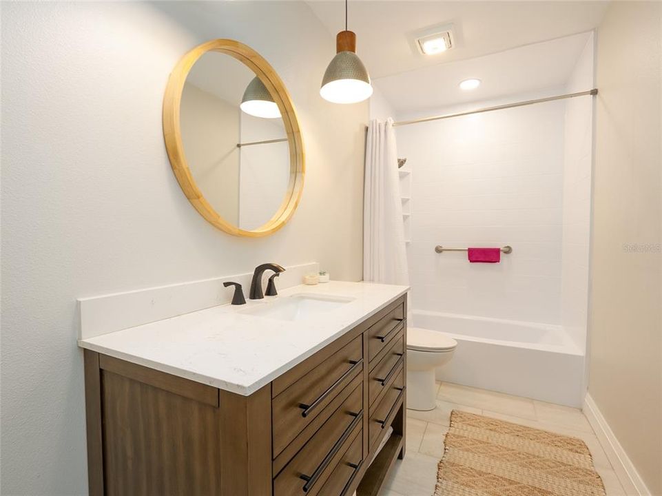 En Venta: $479,900 (3 camas, 2 baños, 2142 Pies cuadrados)