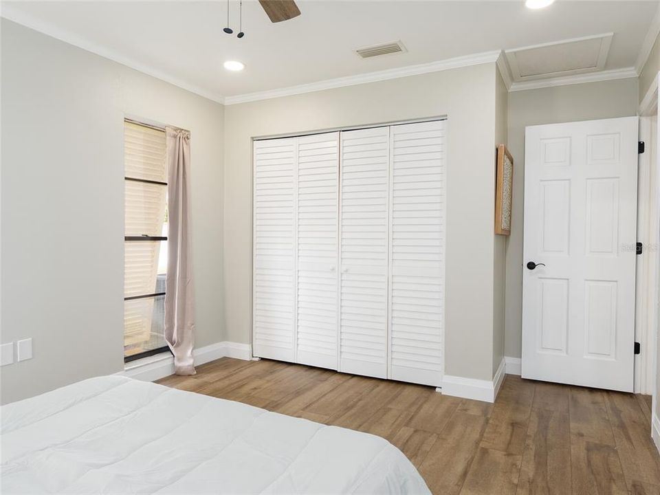 En Venta: $479,900 (3 camas, 2 baños, 2142 Pies cuadrados)