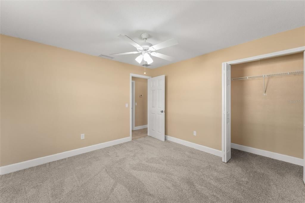 For Sale: $349,900 (3 beds, 2 baths, 1838 Square Feet)