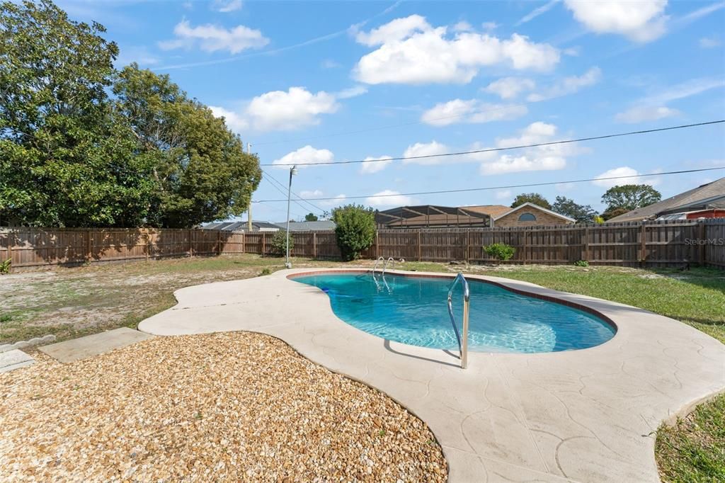 For Sale: $349,900 (3 beds, 2 baths, 1838 Square Feet)