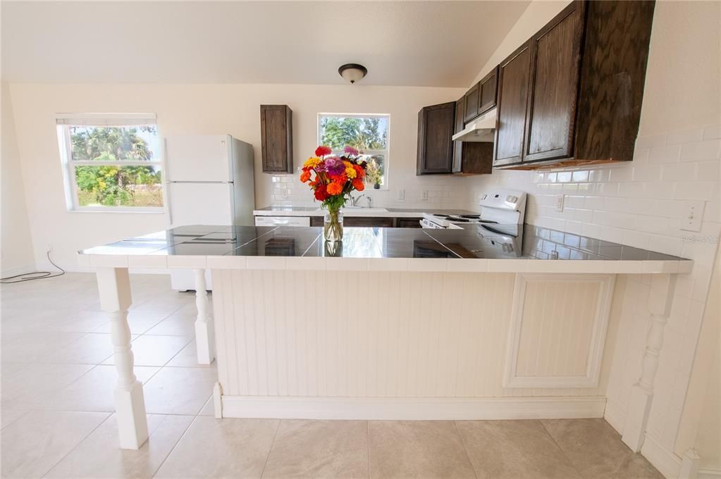 En Venta: $247,000 (3 camas, 2 baños, 1152 Pies cuadrados)