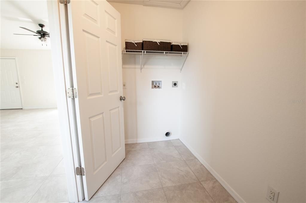 En Venta: $247,000 (3 camas, 2 baños, 1152 Pies cuadrados)