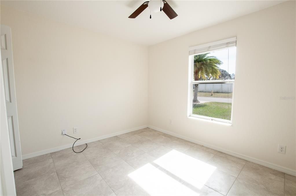 En Venta: $247,000 (3 camas, 2 baños, 1152 Pies cuadrados)