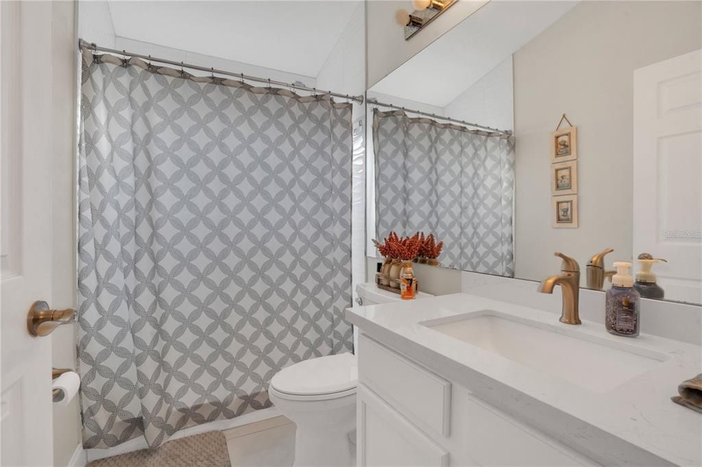 En Venta: $459,000 (3 camas, 2 baños, 1820 Pies cuadrados)