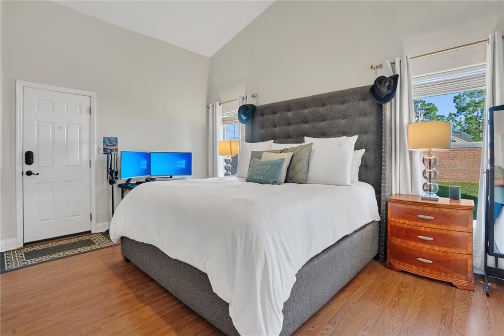 En Venta: $459,000 (3 camas, 2 baños, 1820 Pies cuadrados)