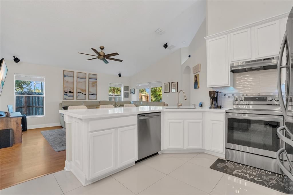 En Venta: $459,000 (3 camas, 2 baños, 1820 Pies cuadrados)