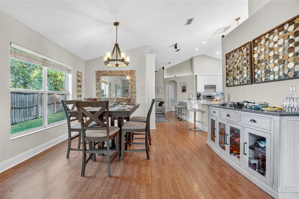 En Venta: $459,000 (3 camas, 2 baños, 1820 Pies cuadrados)