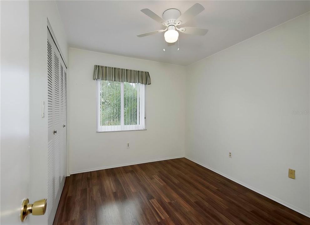 For Sale: $195,000 (2 beds, 2 baths, 1053 Square Feet)