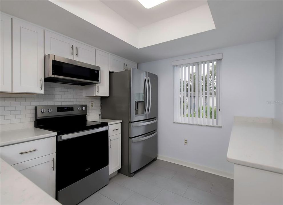 For Sale: $195,000 (2 beds, 2 baths, 1053 Square Feet)