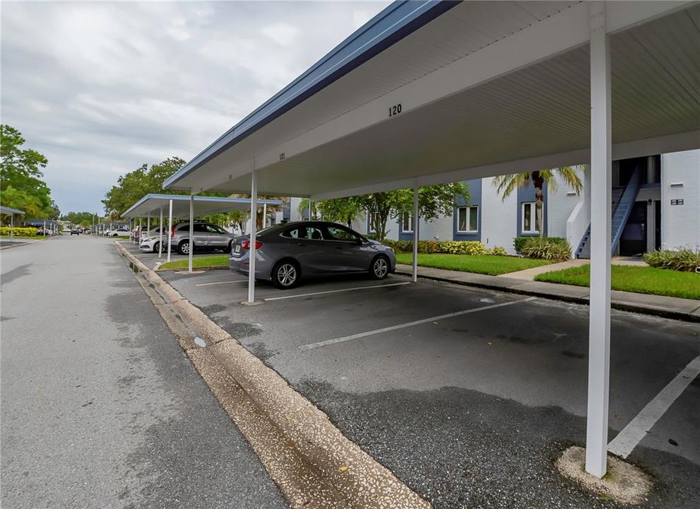 For Sale: $195,000 (2 beds, 2 baths, 1053 Square Feet)